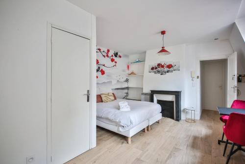 8.Studio 2Pers#Sèvres-Lecourbe#Necker Paris france