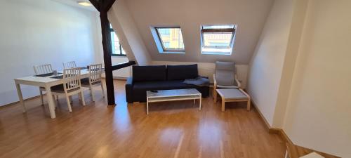 Appartement 80 qm Apartment Untere Eichstädtstr- 12Min/Zentrum 16 Untere Eichstädtstraße Dachgeschoss Leipzig