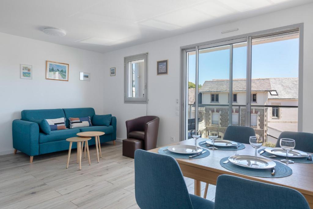 Appartement A 30 metres de la plage, bel appartement pour 6 Des Océanides, 52, 44380 Pornichet