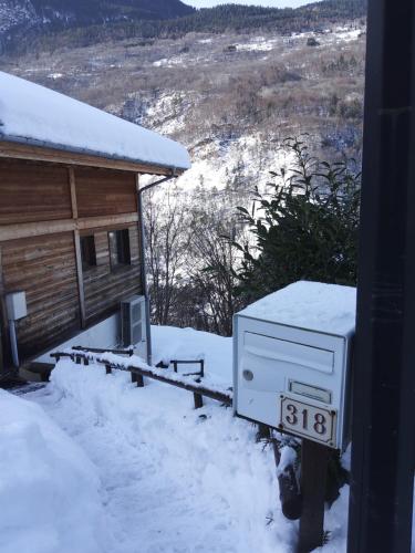 A 5 mns des accès ski des 3 Vallées Villarlurin france