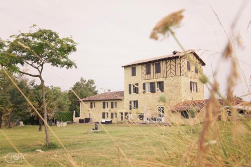 A CLAIREFONTAINE Auch france