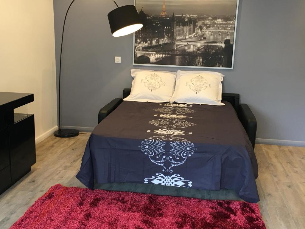 Appartement A deux pas des Champs Elysées BAT C 4e étage 47 Rue Guersant, 75017 Paris