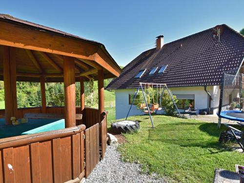 Appartement A four person holiday home in a delightful quiet area  Hofstetten