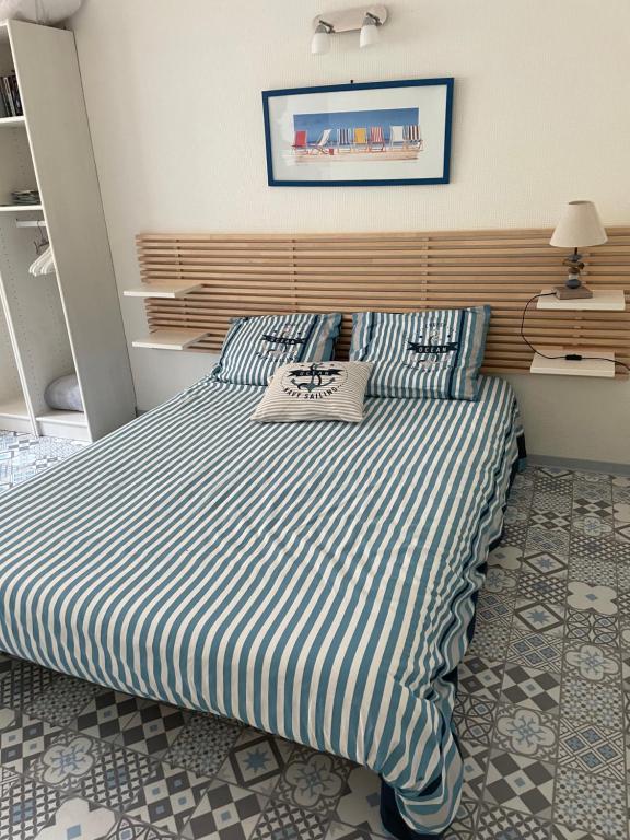 Appartement A l'Ancre Bleue Rez-De-Chaussée - B1 18 Rue de La Commune de Paris, 76470 Le Tréport