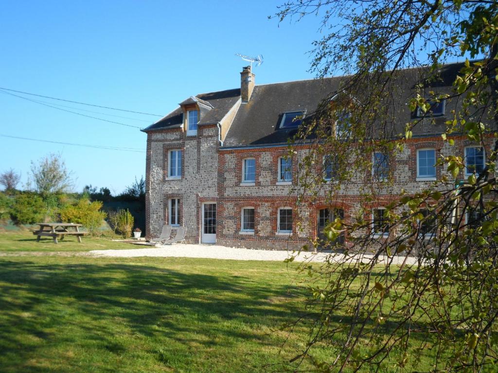 B&B / Chambre d'hôtes A L'Oree Du Lin 137 Route Du Pont, 76110 Mentheville