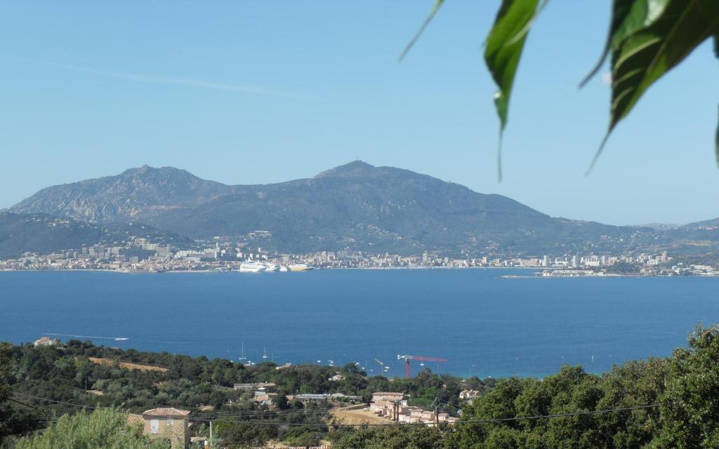 Maison de vacances A Mandria Route des Cannes - Villa San Pedrone, 20166 Porticcio