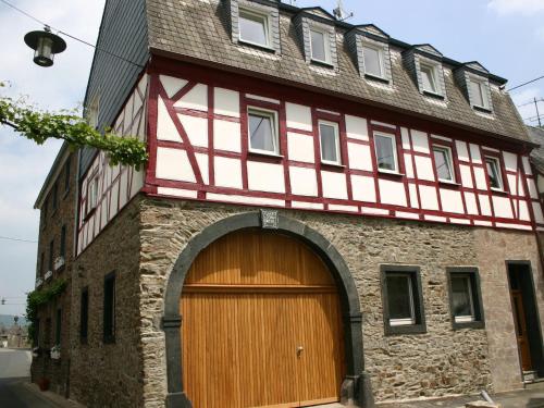 A modern holiday home for 2 5 people by the River Mosel Moselkern allemagne