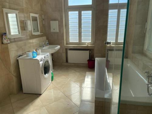 Maison d'hôtes A&S Ferienwohnungen Villa Berlin 11 Bonner Straße Rolandseck