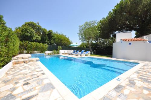 A super little villa for small parties set in a beautiful.... Vilamoura portugal