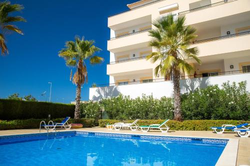 A04 - Large Modern 1 Bed Apartment with pool Lagos portugal