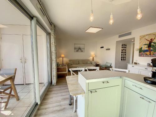 Appartement A303- Appartement 3 pieces 4 personnes- Le Crystal 1 AVENUE DE PASSAU Cagnes-sur-Mer