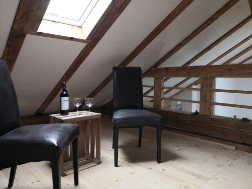 Appartement Abschalten am Albsteig in Albbruck im Süd-Schwarzwald großzügige Ferienwohnung 65 Alte Landstraße Dachgeschoss Albbruck