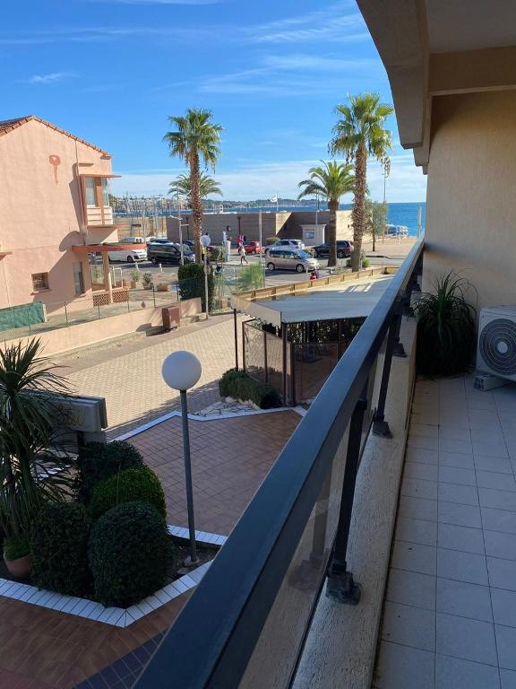 Appartement Acapulco Passage des Micocouliers, 83600 Fréjus