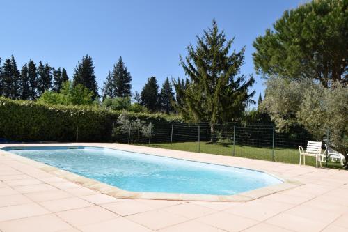 Villa ACCENT IMMOBILIER - Maison Eygalières, piscine, 4/6 pers quartier de la roque Eygalières