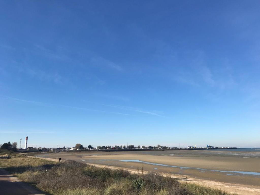 Maison de vacances Accès direct mer. Plage du Débarquement 83 Chemin de la Pointe du siège, 14150 Ouistreham