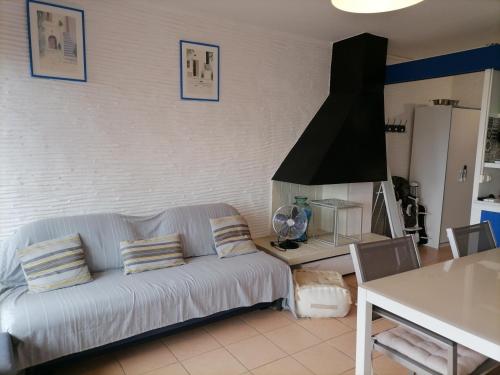 Appartement Accès direct plage pour ce T2 avec parking privatif - 4PC125 Boulevard Desnoyers Saint-Cyprien Plage