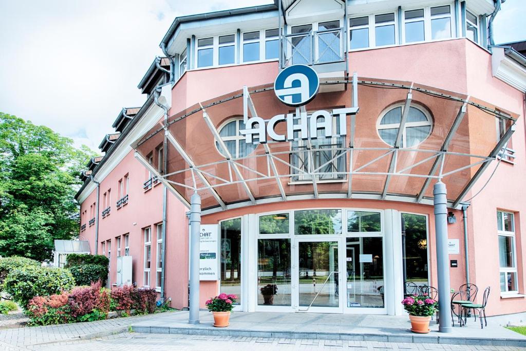 Hôtel ACHAT Hotel Schwetzingen Heidelberg Schälzigweg 1-3, 68723 Schwetzingen