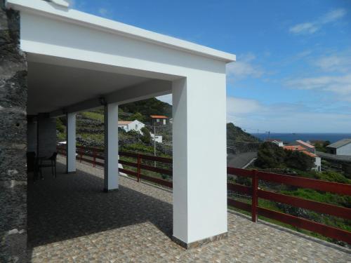 Séjour à la ferme Adega Ninho da Cagarra Rua feteira de baixo Calheta de Nesquim Pico Calheta de Nesquim Lajes do Pico Acores Calheta de Nesquim