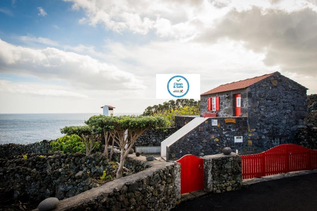 Maison de vacances Adega Velha Rua das Canadas, 9930-029 Calheta de Nesquim