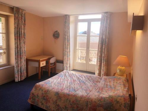 ADONIS CHAMBRES D'HOTES Saint-Germain-Laprade france