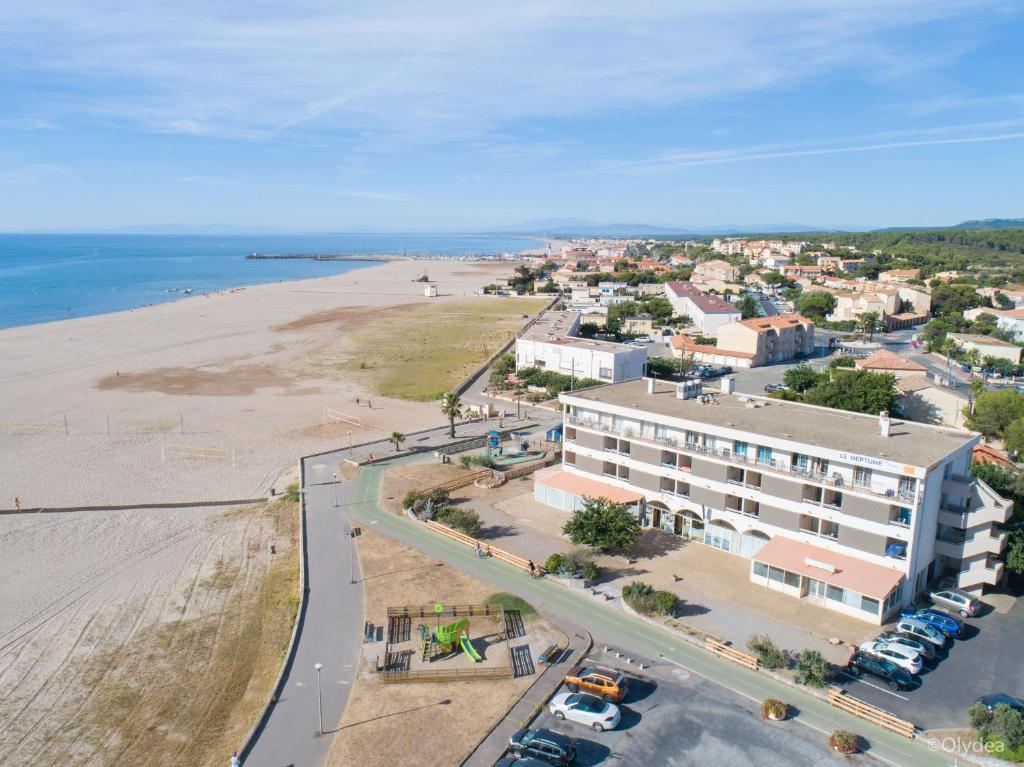 Appart'hôtel Adonis Saint Pierre la mer by Olydea 1, Boulevard De La Douane (ex Résidence Le Neptune), 11560 Saint Pierre La Mer