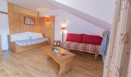 Appartement Agence des Orres - Les Monts du Bois d'Or 1800- STUDIO 4P avec PARKING - MBC505 Place Jean Rippert Les Orres