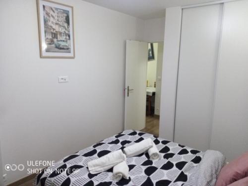 Appartement Agréable 3p - quai de la seine 1 Rue Duvergier Paris