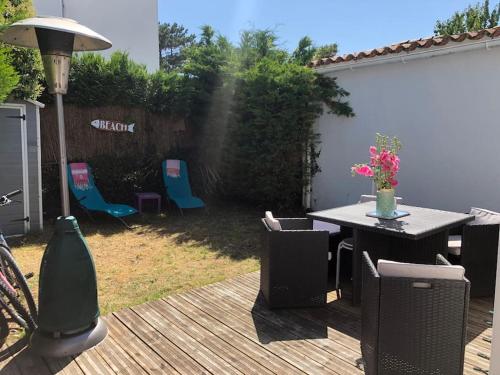 Agréable maison, plage à 400m, jardin, piscine et tennis Saint-Palais-sur-Mer france