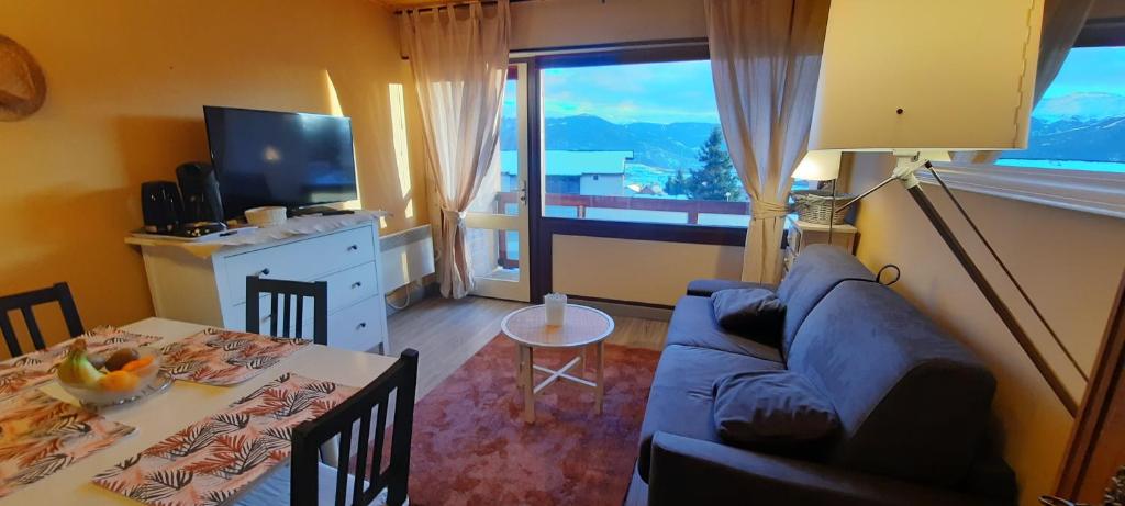 Appartement Agréable Studio Font Romeu apt N°9 1er Etage résidence les mouflons 1 Rue des Biches, 66120 Font-Romeu-Odeillo-Via