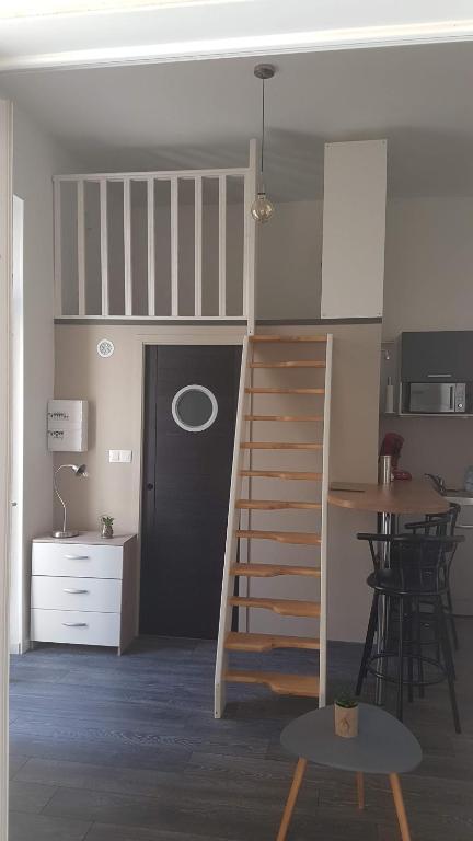 Appartement Agréable studio plein centre ville 6 Rue Maleville, 24000 Périgueux