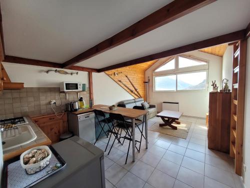 Agréable T3 mezzanine jusqu'à 5 personnes Briançon france