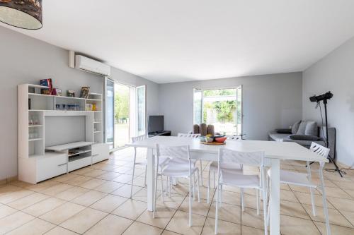 Maison de vacances Agreable villa 6 personnes dans quartier paisible des Tulipes, 13 Lanton