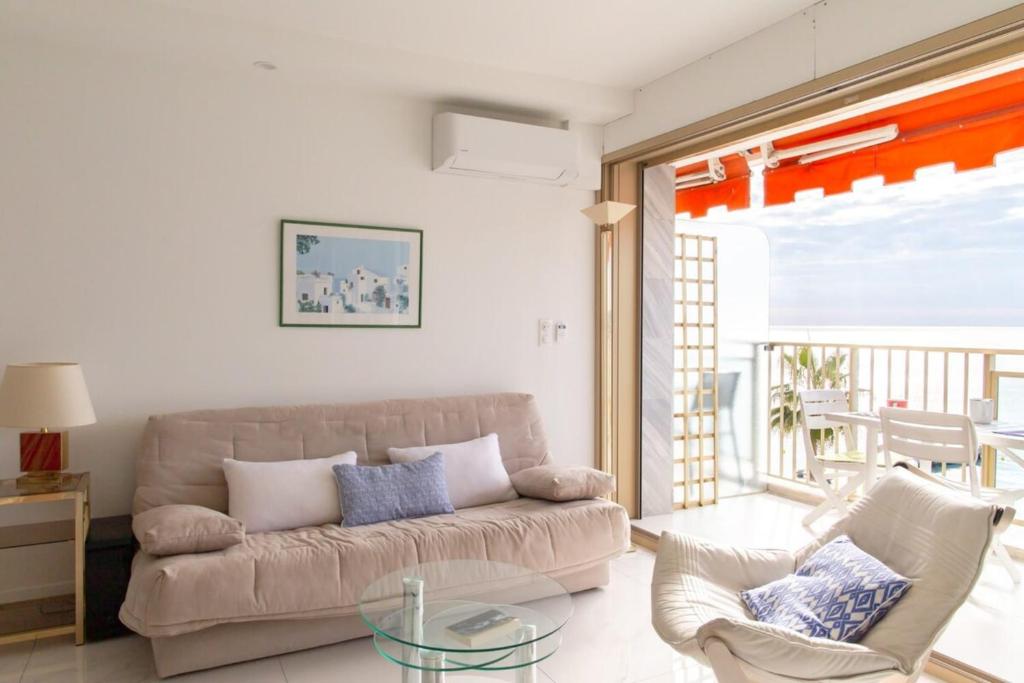 Appartement Air-conditioned apartment with sea view and at the foot of the beaches 47 Boulevard Charles Guillaumont, 06160 Antibes