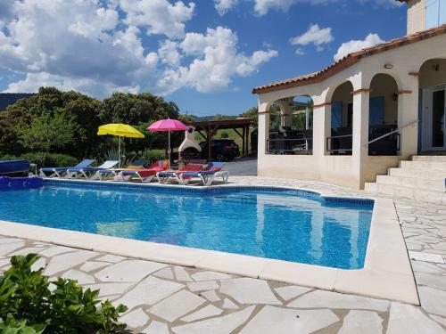 Villa Air conditioned villa with heated pool guesthouse and stunning views  Félines-Minervois