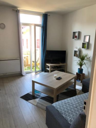 AIX LES BAINS : Appartement calme centre Aix-les-Bains france