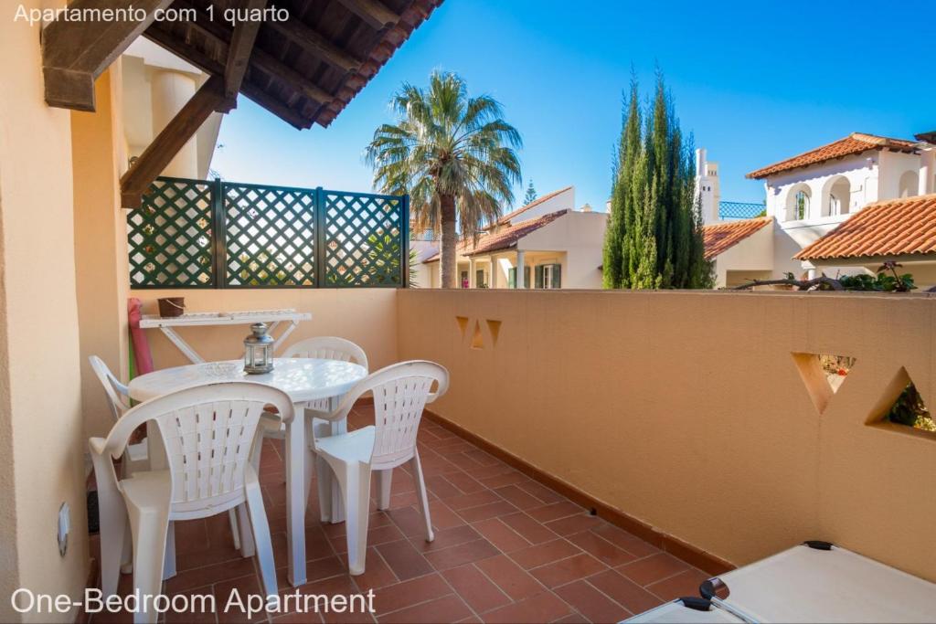 Appartements Akisol Vilamoura Gold IV Rua da Escócia 1AB Village Street 14BC; 15B, 8125-507 Quarteira