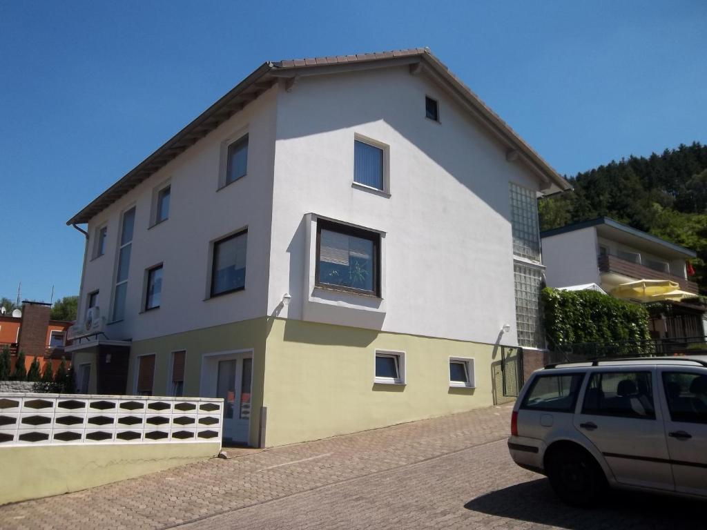 Maison d'hôtes Aktiv-Pension Mündener Straße 46, 34385 Bad Karlshafen