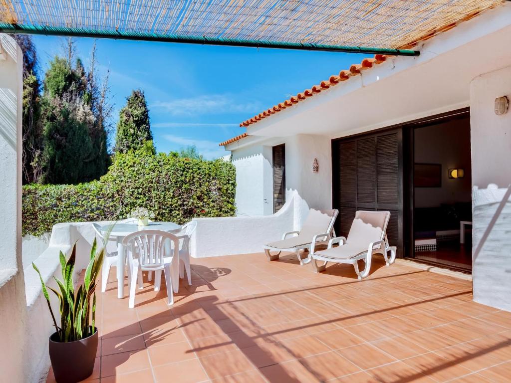 Villa AL - Volta da Vinha Praceta da Uva - Aldeamento Monte da Vinha11, 8125-526 Vilamoura