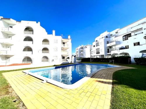 Appartement Albufeira Downtown With Pool by Homing Rua Camilo Castelo Branco, Edificio Areias Mar, 40 Albufeira