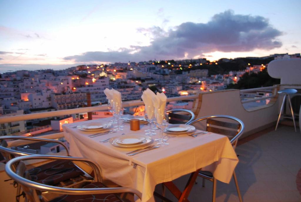 Appartement Albufeira Holidays Penthouse Sea View Rua Alves Correia,115  Apartment 606, 8200-099 Albufeira