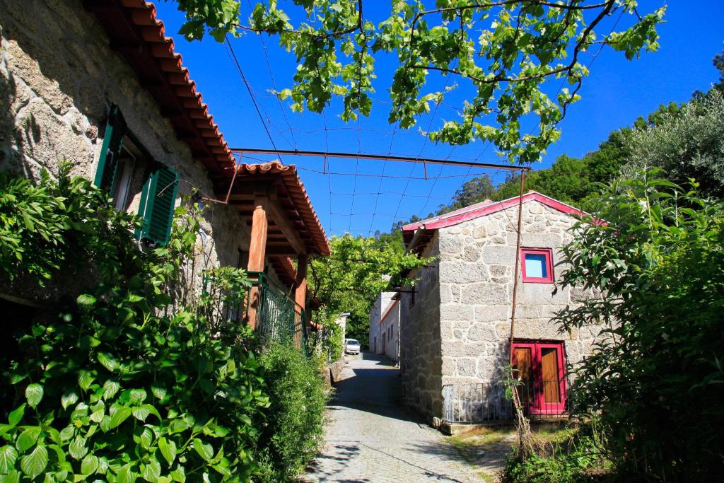 Séjour à la campagne Aldeia Turistica de Louredo Rua do Eido - Louredo, 4850-211 Vieira do Minho