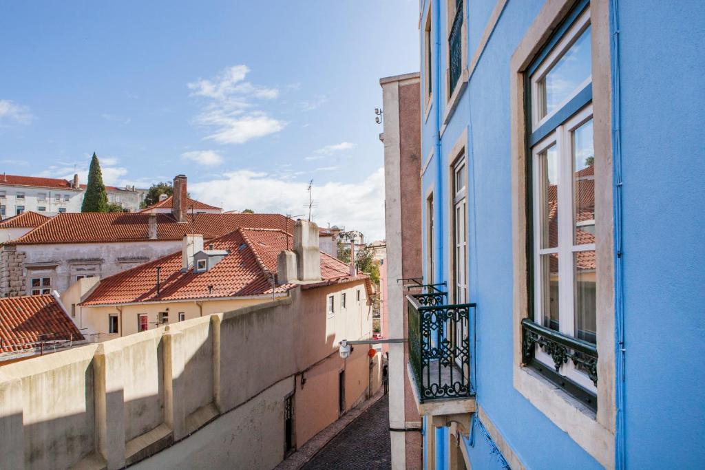 Appartement Alfama St George Castle District Fabulous 3 Bedrooms 2 Bathrooms AC Balcony 1st floor Apartment 19th Century Building Costa do Castelo, 1100-179 Lisbonne