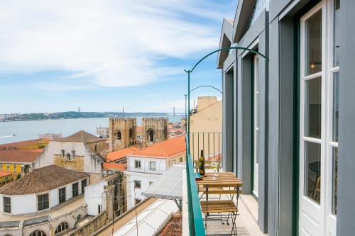 Alfama Terrace River View 12 by Lisbonne Collection Lisbonne portugal