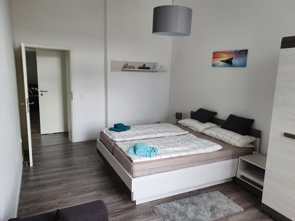 Appartement Alles NEU nach Komplettsanierung in direkter Nähe zum Südstrand 1 Rheinstraße, 26382 Wilhelmshaven