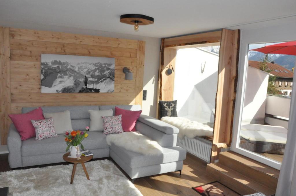 Appartement ALMI - Alpenglück Traumhafte Whg.m.20qm Dachterr. 12 An der Sonnhalde, 87534 Oberstaufen