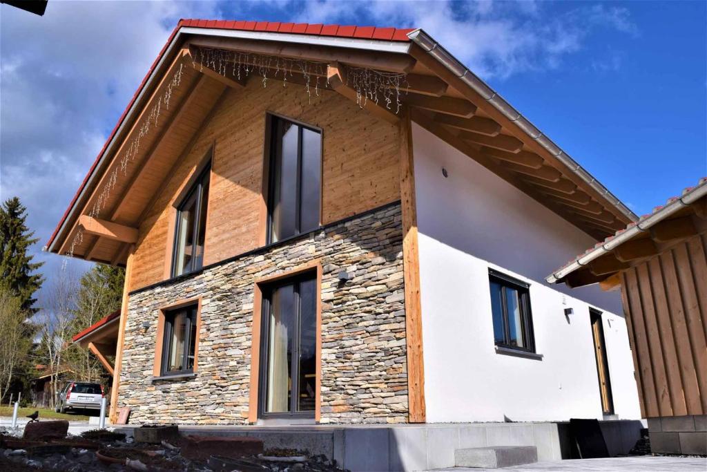 Maison de vacances Alpenchalet Allgäu 27a Füssener Straße, 87466 Oy-Mittelberg