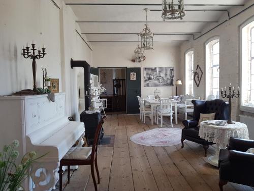 B&B / Chambre d'hôtes Alte Lebkuchenfabrik Berliner Straße 4 Kremmen