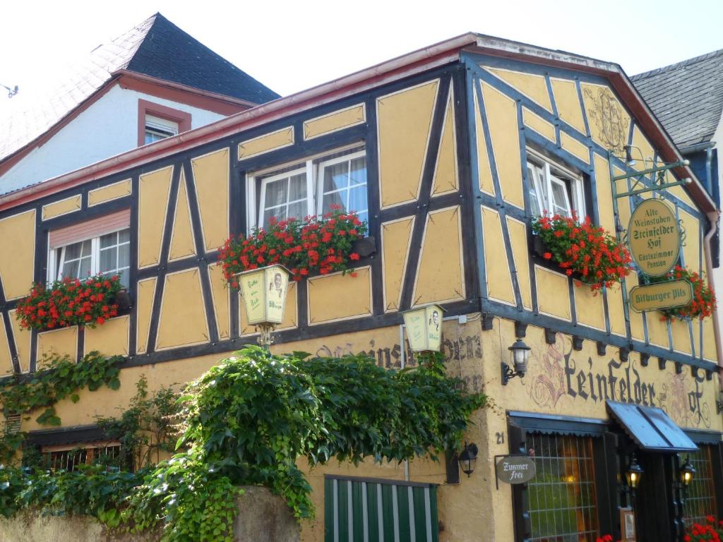 B&B / Chambre d'hôtes Alte Weinstuben Steinfelder Hof Garni Hauptstr. 21, 56821 Ellenz-Poltersdorf