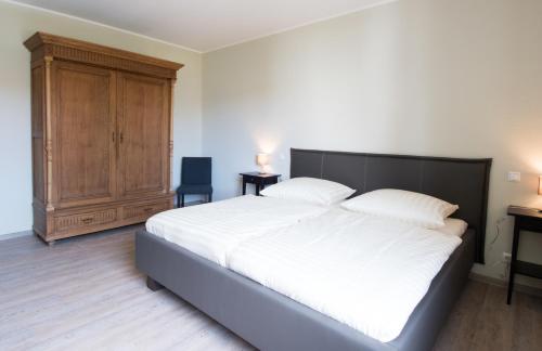 B&B / Chambre d'hôtes Altes Forsthaus In den Wiesen 2 Manderscheid