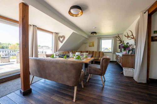 Altes Forsthaus - Ferienwohnung im Obergeschoss Ormont allemagne